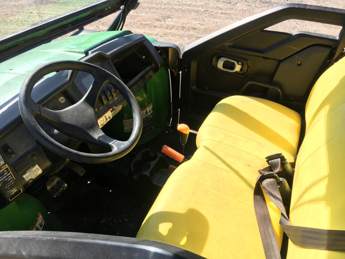 ./imagenes/INVOICE/2019/16463/CARRITO UTILITARIO JOHN DEERE GATOR (47).JPG